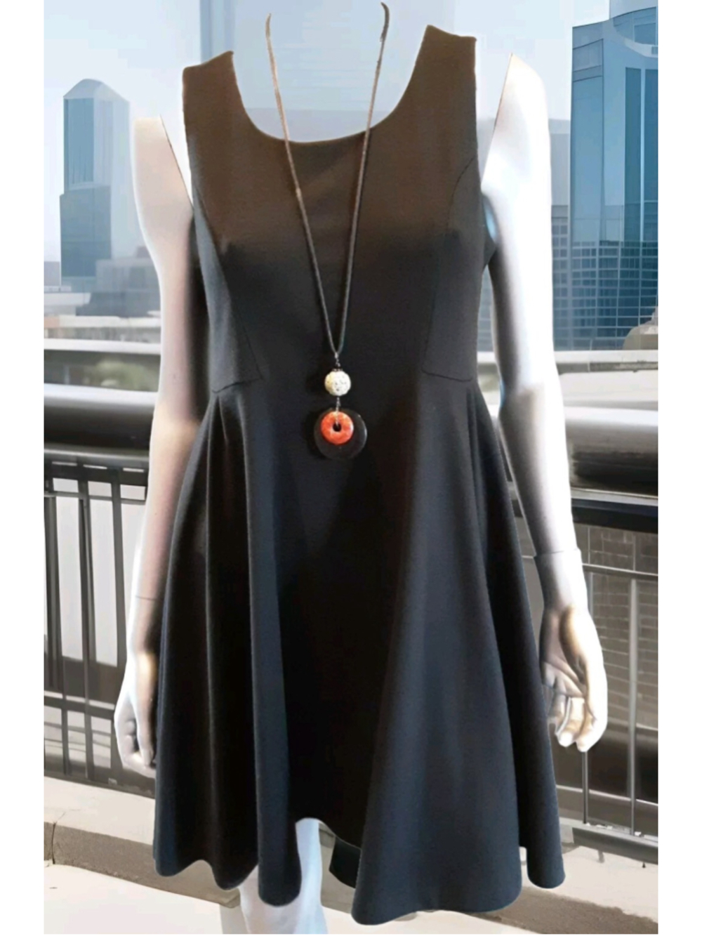 VIVIENNE-VIVIENNE TAM Black Minimalist Fit & Flare Knit Mini Dress Sz PM